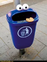 Funny Pictures @ WeirdNutDaily - Cookie Monster Trash Can Funny Pictures @ WeirdNutDaily - Cookie Monster Trash Can
