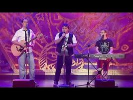 Axis of Awesome - 4 Four Chord Song (with song titles) Axis of Awesome - 4 Four Chord Song (with song titles)