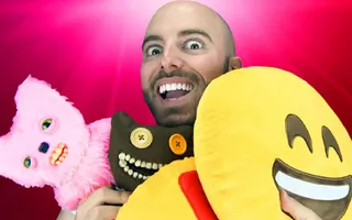 10 DISTURBING Collections People Actually Have! 10 DISTURBING Collections People Actually Have!