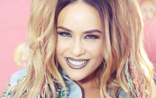 XHENSILA MYRTEZAI - RING THE ALARM ( Official Video ) XHENSILA MYRTEZAI - RING THE ALARM ( Official Video )