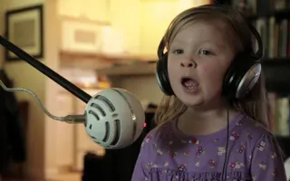 Maddie and Zoe sing "Let It Go" from Disney's "Frozen" Maddie and Zoe sing "Let It Go" from Disney's "Frozen"