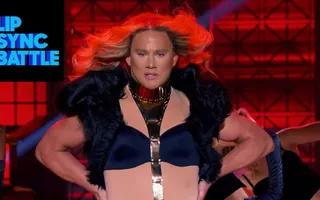 Channing Tatum & Beyonce's "Run The World (Girls)" vs. Jenna Dewan-Tatum's "Pony" | Lip Sync Battle Channing Tatum & Beyonce's "Run The World (Girls)" vs. Jenna Dewan-Tatum's "Pony" | Lip Sync Battle