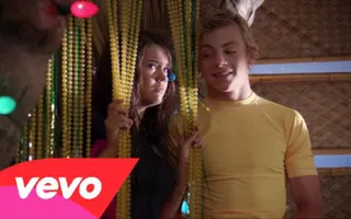 Cruisin' for a Bruisin' (from "Teen Beach Movie") Cruisin' for a Bruisin' (from "Teen Beach Movie")