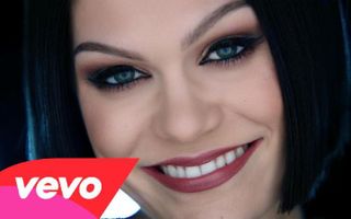 Jessie J - Flashlight (from Pitch Perfect 2) Jessie J - Flashlight (from Pitch Perfect 2)