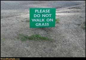Funny Pictures @ WeirdNutDaily - Ironic Lawn Sign Funny Pictures @ WeirdNutDaily - Ironic Lawn Sign