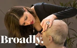Meet the Consultant Teaching Trans Women How to Be 'Feminine'
