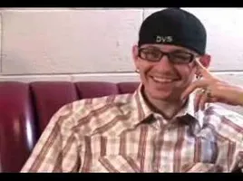 Screaming lessons with CHESTER BENNINGTON