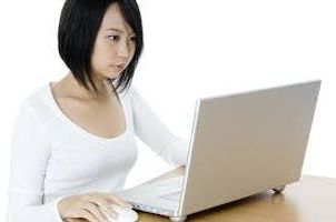 THE GREAT DEBATE: ONLINE BEHAVIOR Do you think it's ok to use swears on the internet? THE GREAT DEBATE: ONLINE BEHAVIOR Do you think it's ok to use swears on the internet?