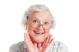 How Do You Make a Grandma Happy? My granny is going to be staying at my house for seven days. What do I do?! How Do You Make a Grandma Happy? My granny is going to be staying at my house for seven days. What do I do?!