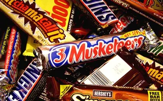 Which candy bar would you cosplay as and why? Which candy bar would you cosplay as and why?