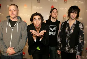 Does anyone like the band All the American rejects? Does anyone like the band All the American rejects?