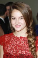 Who is your favourite film actress? Mine is Shailene Woodley, definitely!! :D :D Who is your favourite film actress? Mine is Shailene Woodley, definitely!! :D :D