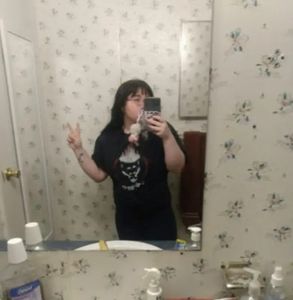 Selfies (2)'s Photo