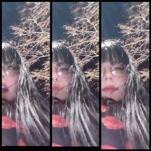 Selfies (2)'s Photo