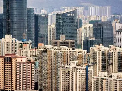 What is one of the Social and cultural effects of Urbanization?