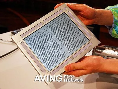 Beberapa kelebihan e_book adalah