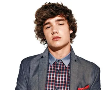 What is Liam's fave colour?