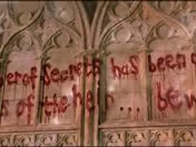 who or what makes harry and Ron realize who the girl that was killed in the bathroom by the heir of slytherin was?