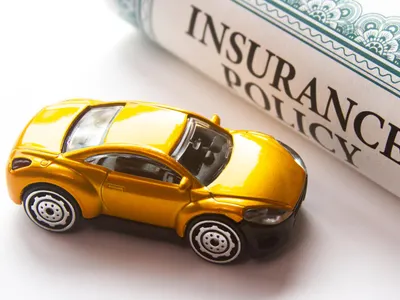 Which age group is most likely to be involved in distracted driving accidents?
