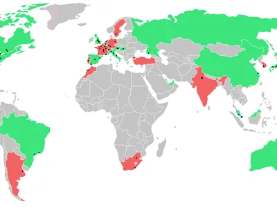 Which circuit has hosted the most Grands Prix in F1 history?