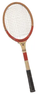 What is the ideal tension range for tennis racquet strings?