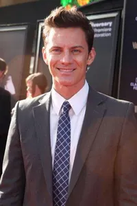 Who is the older host of Shake It Up Chicago?