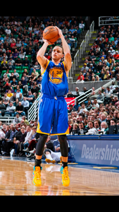 How many points did Stephen Curry average in the 2015-16 season?