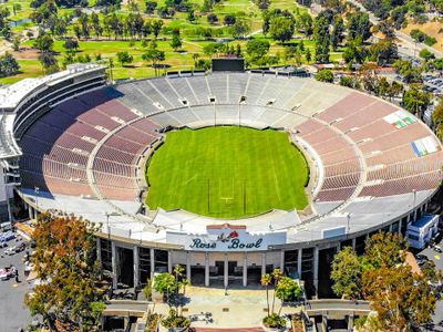 How many Race Attendance records were broken in 2018?