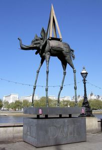 Which city did Dali consider as the center of the universe?