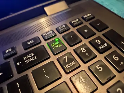 What is the purpose of the num lock key on a keyboard?