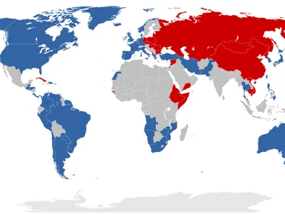 Which two superpowers were involved in the Cold War?
