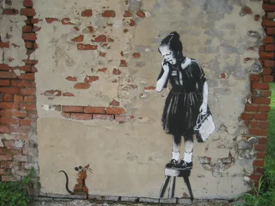 Who is known for the famous 'Banksy' street art?