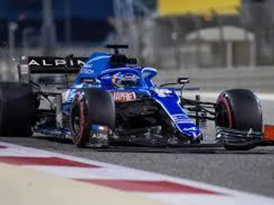 Which team did Fernando Alonso race for in the 2021 season?