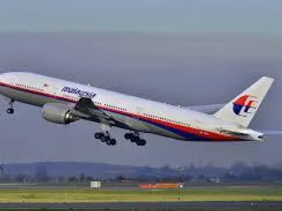 Which airline's plane disappeared over the Indian Ocean in 2014?