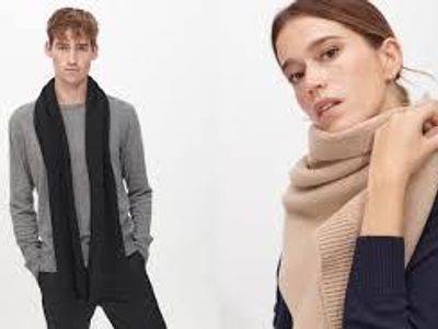 What is the primary purpose of a scarf?