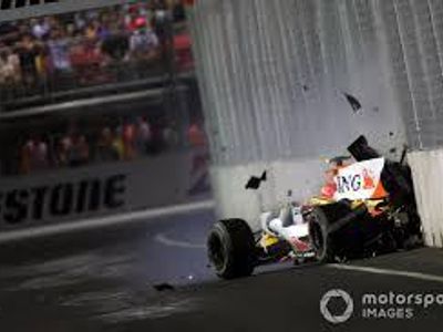 Which controversial incident led to the infamous 'Crashgate' scandal?