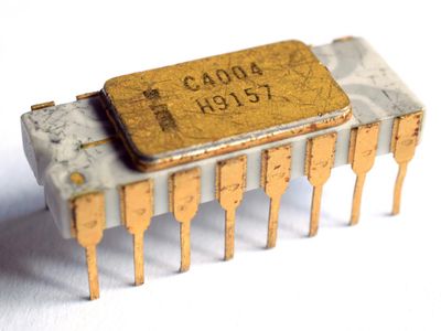 Which company developed the first commercial microprocessor?