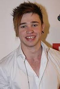Reece Mastin- Shut Up And Kiss Me Reece Mastin- Shut Up And Kiss Me