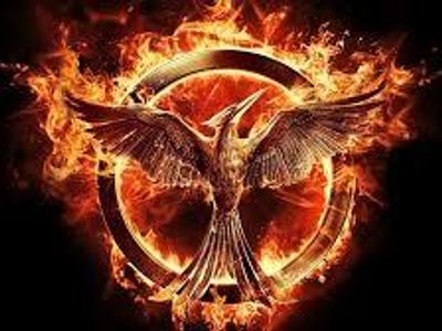 Lorde - Yellow Flicker Beat (from The Hunger Games - Mockingjay Part 1) Lorde - Yellow Flicker Beat (from The Hunger Games - Mockingjay Part 1)