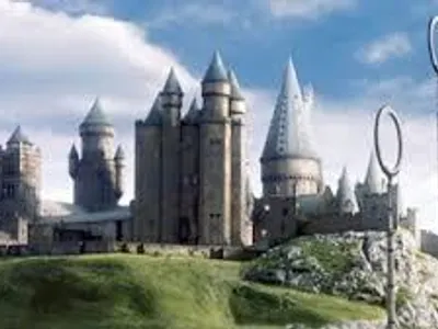 Hogwarts is Here! Hogwarts is Here!