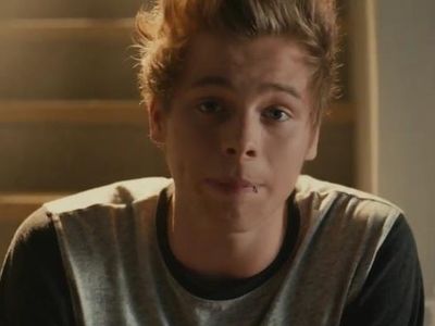 Chapter Don't Stop (Luke) Chapter Don't Stop (Luke)