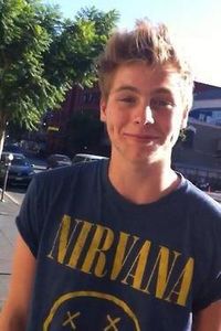 Chapter Good Girls (Luke's P.O.V.) Chapter Good Girls (Luke's P.O.V.)