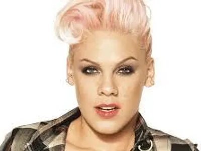 P!NK- Raise Your Glass P!NK- Raise Your Glass