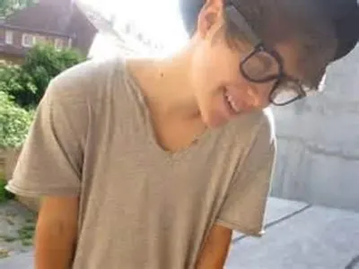 What Paul looks like What Paul looks like