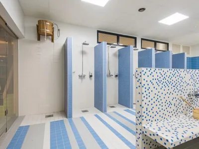 ShowerCareaus