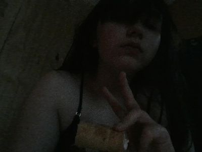 I'm just chillin y'all don't worry about me <3