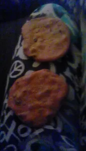 LOOK HOW BIG THESE COOKIES ARE!!!???
