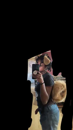 I don't know how to position the tail😞💔