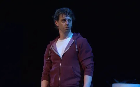 Falsettos revival or original show? Falsettos revival or original show?