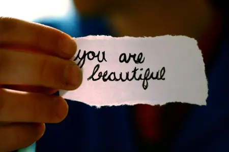 What Makes You Beautiful? (1) What Makes You Beautiful? (1)